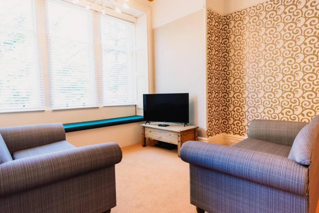 Atholl Apartment - A Unique Apartment In Countryside Park With Wifi And Access To Pool And Bar Perth Exterior photo